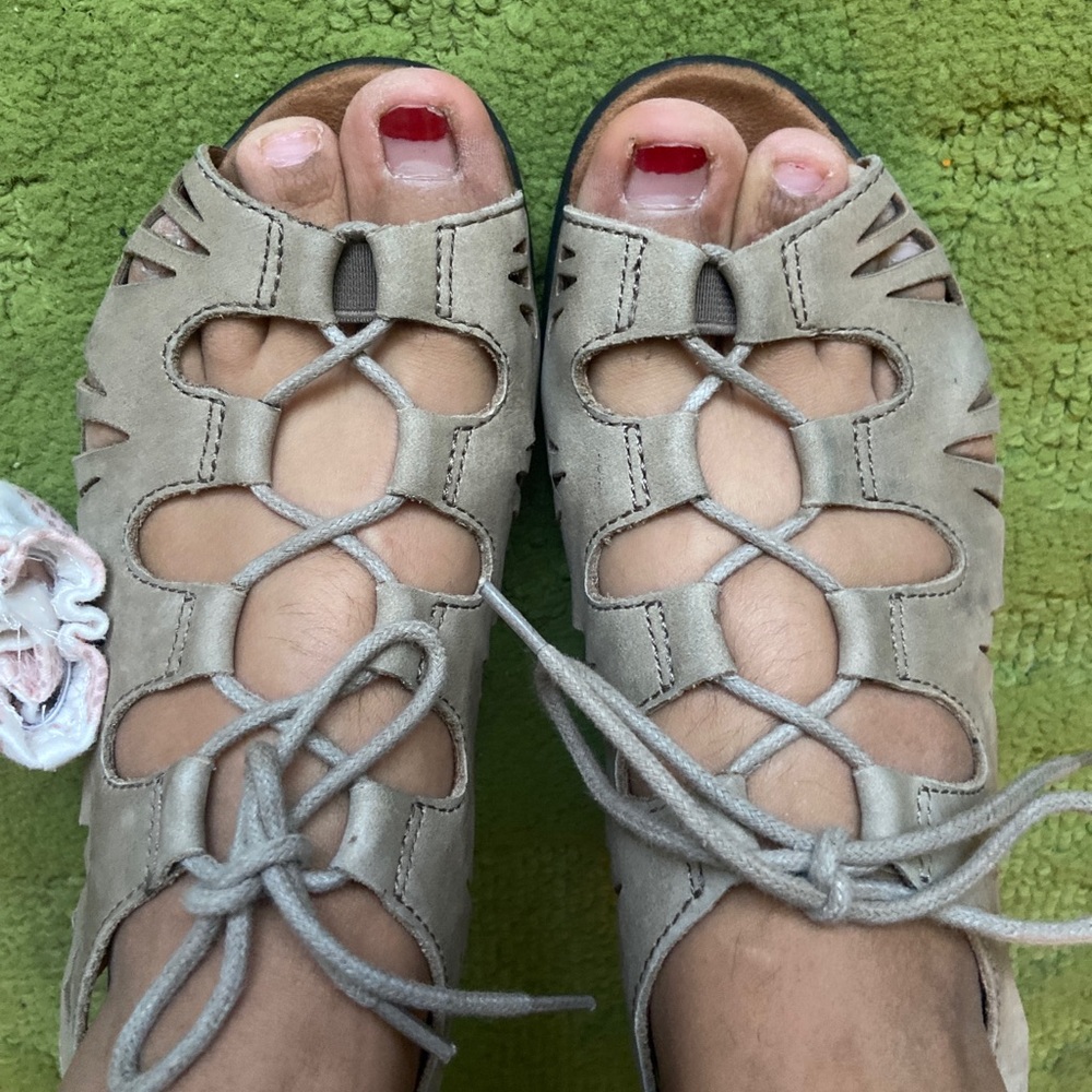 Cobb hill by new balance high heels size 9.5